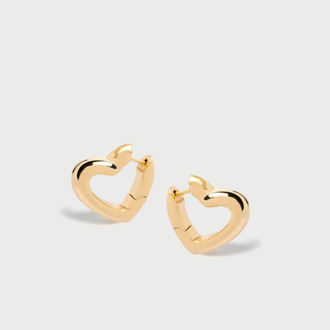 Loff Midi Heart Hoop Earrings in Gold