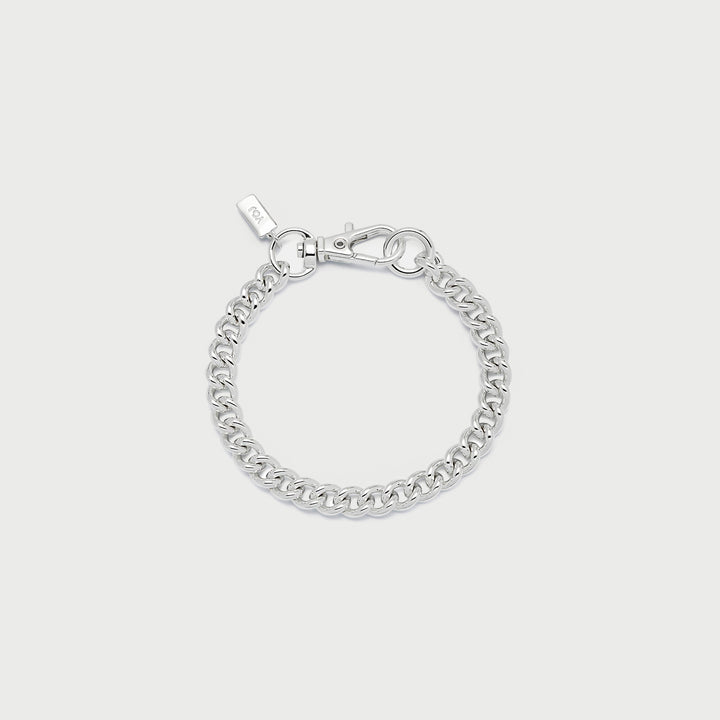 Curb Hook Bracelet in Silver