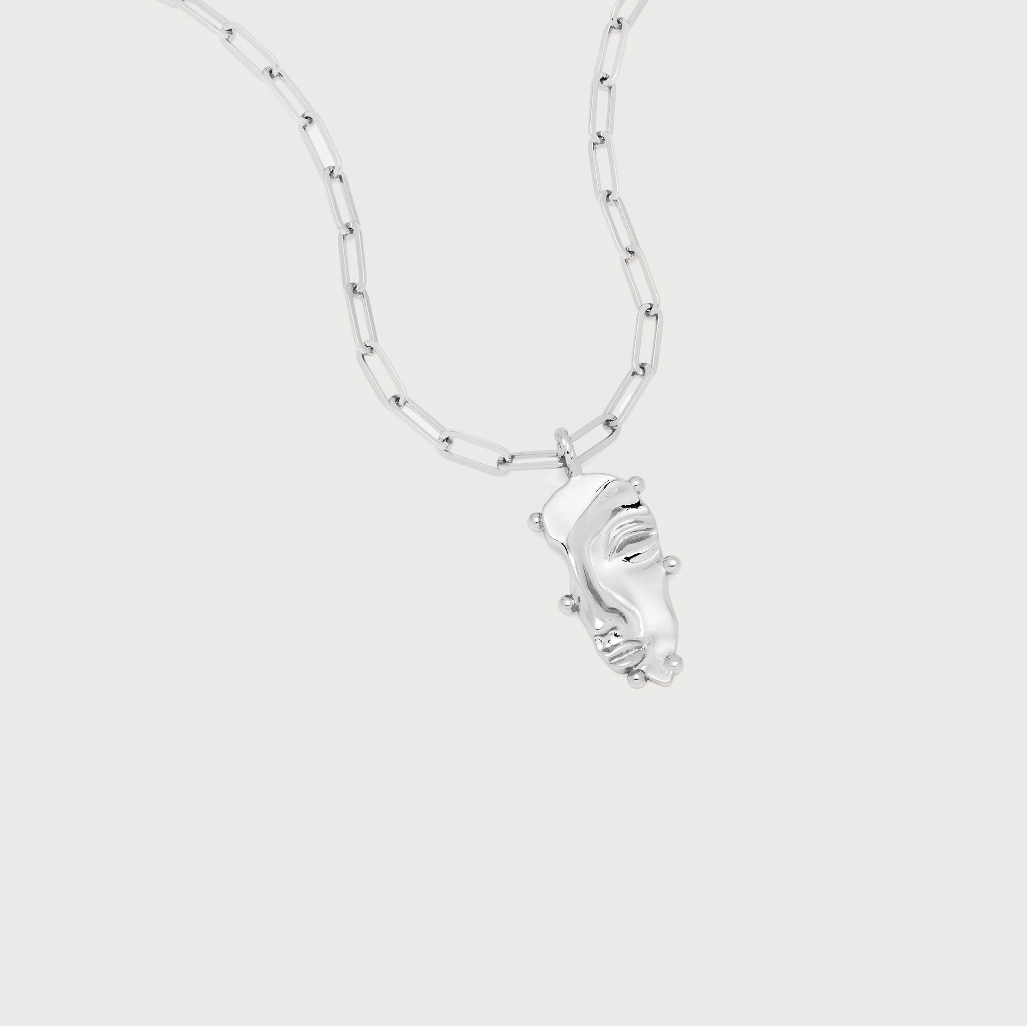 Cara Pendant Medium Necklace in Silver