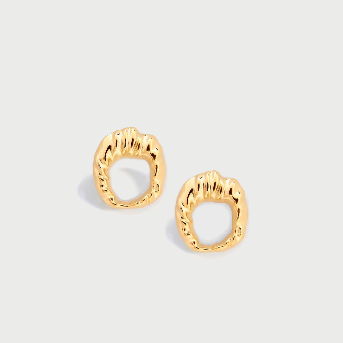 Iyun Face on Stud Earrings in Gold