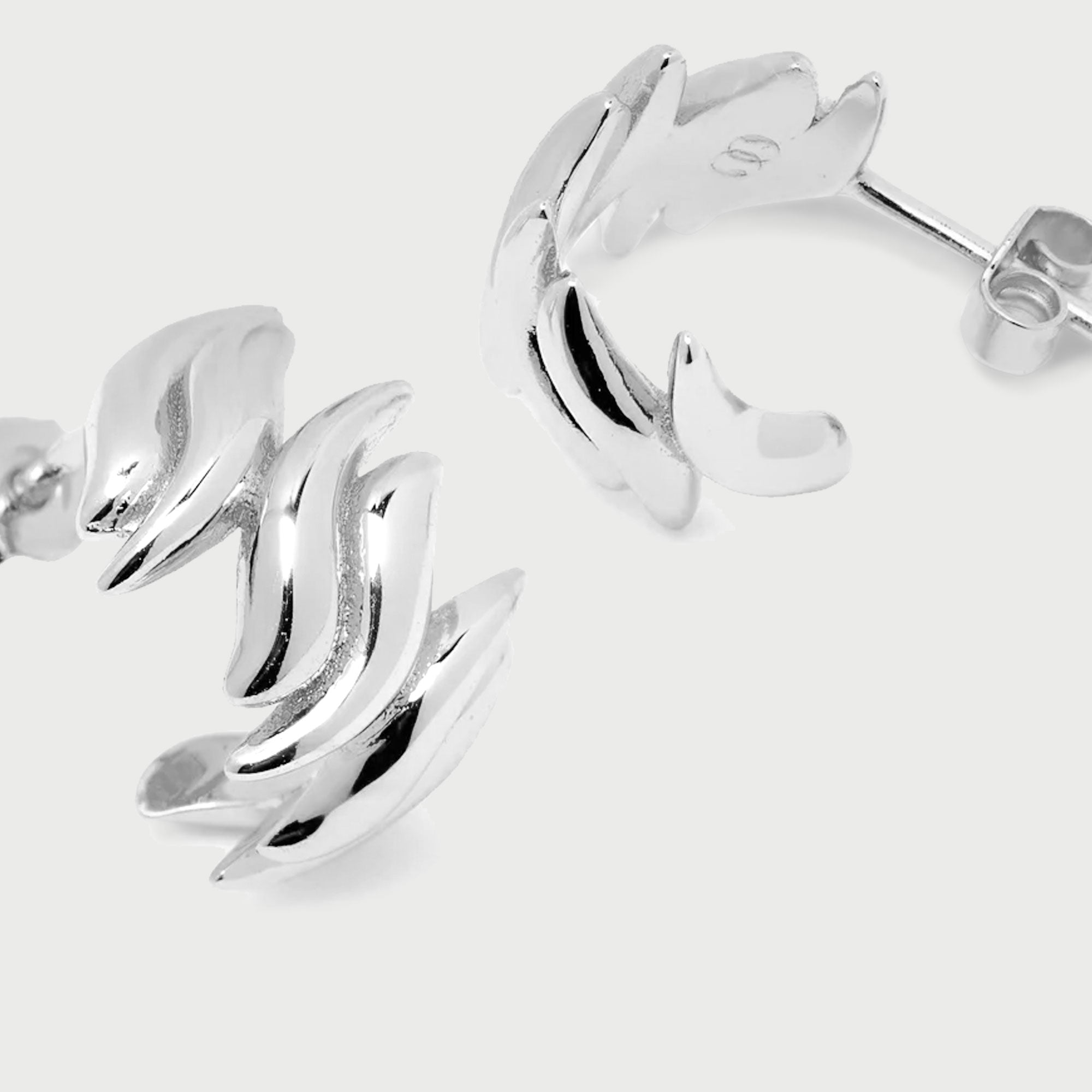 Mini Claw Hoop Earrings in Silver