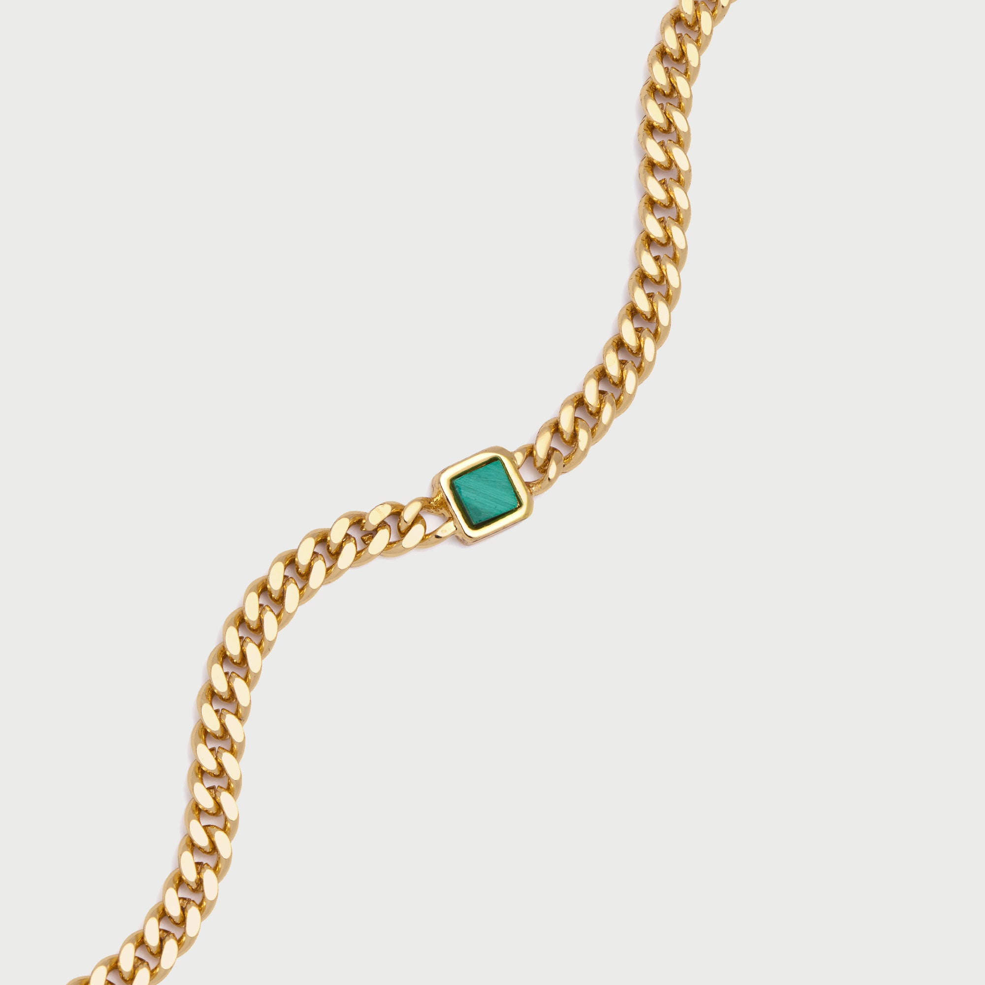 Malachite Stone Curb Chain Bracelet in Gold with Green Stone