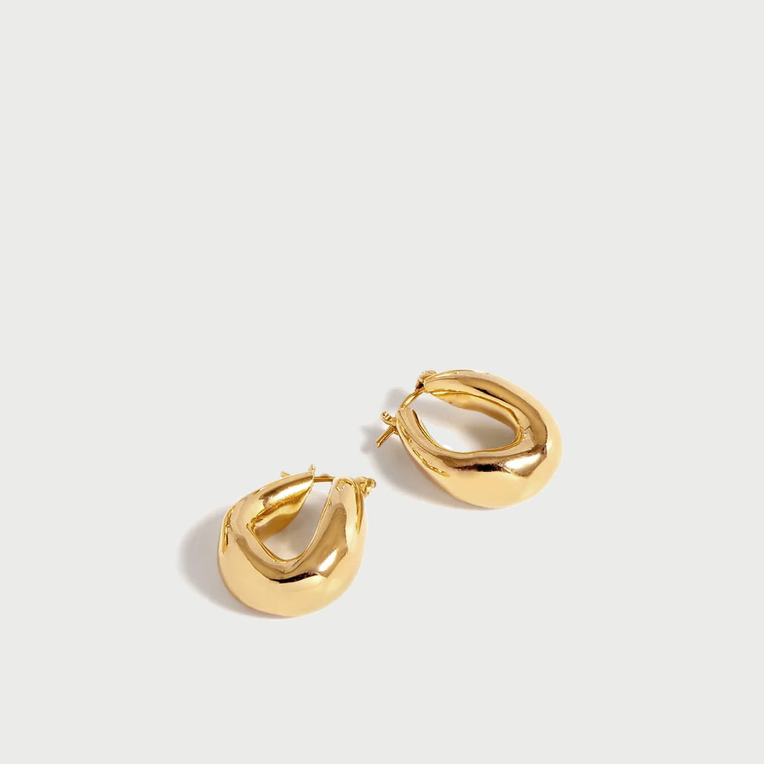 Falin Mini Chubby Hoop Earrings in Gold