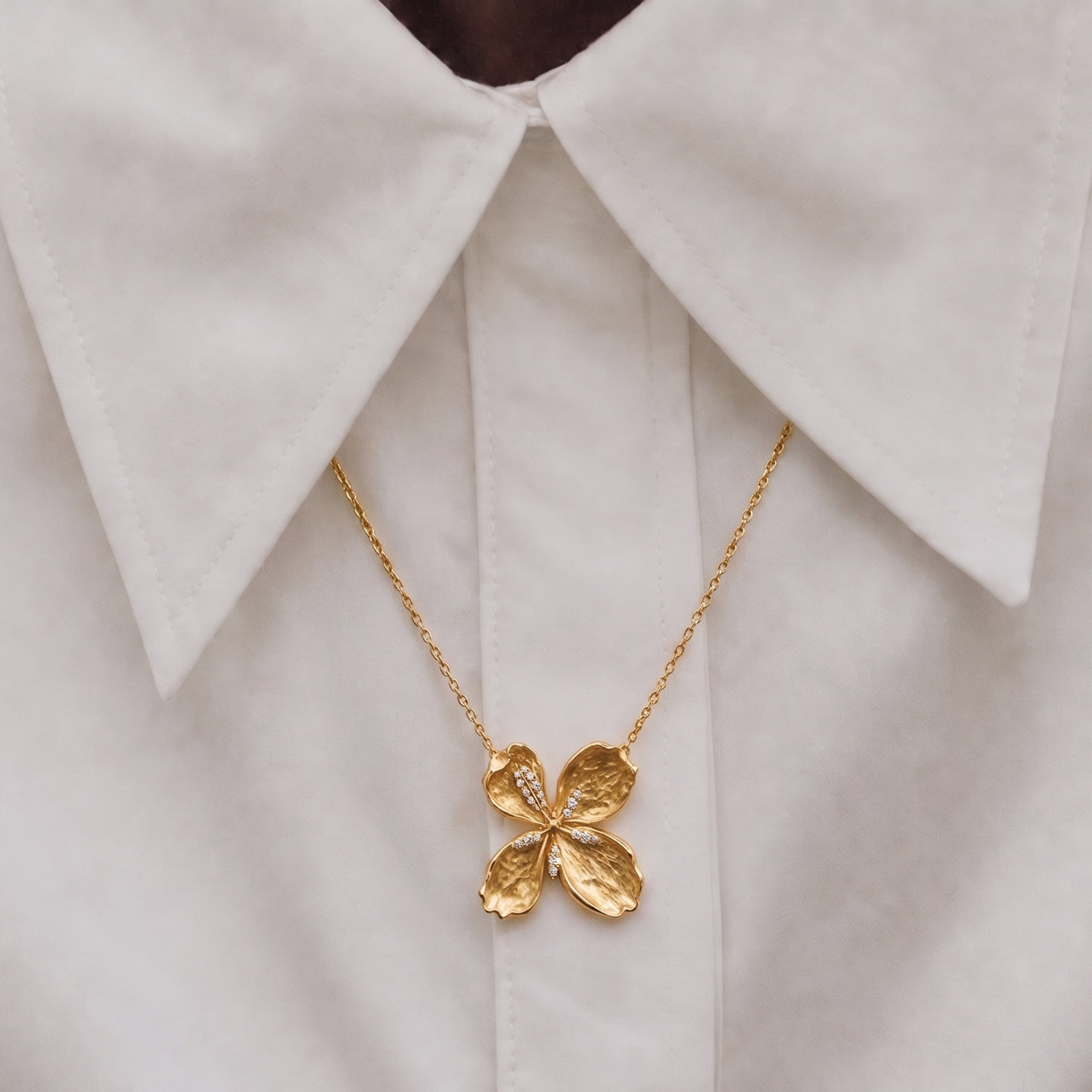 Lolini Pearl Flower Pendant Necklace In Gold & Crystals