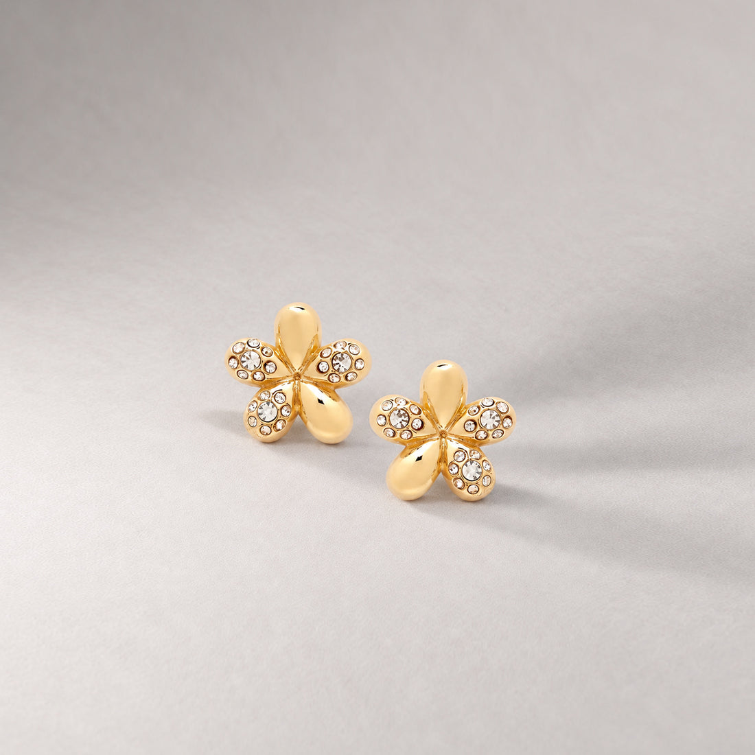 Luna Mini Flower Crystal Stud Earring in Gold