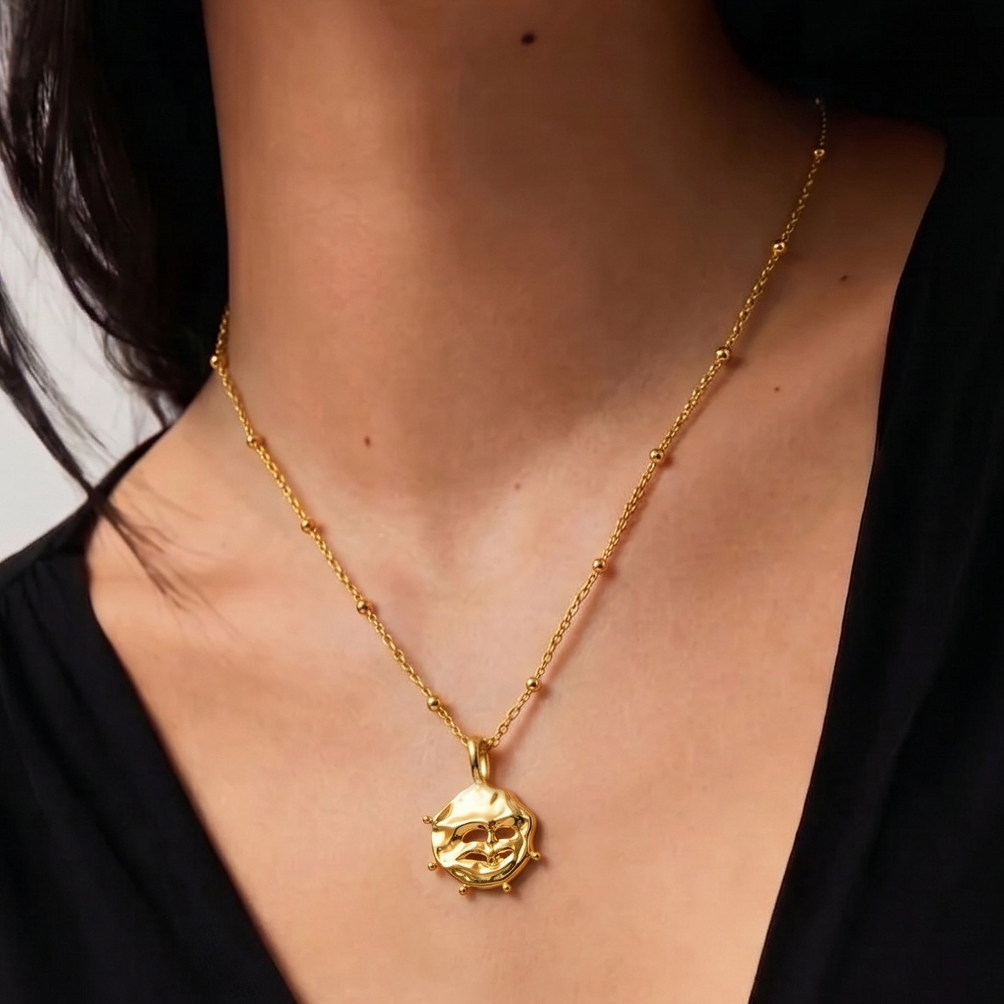 BISOU NECKLACE IN GOLD