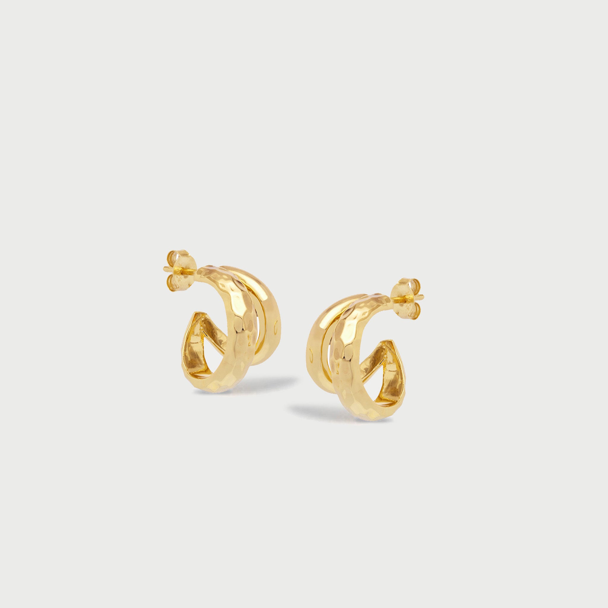 Double Claw Hammered Hoop Earrings in Gold