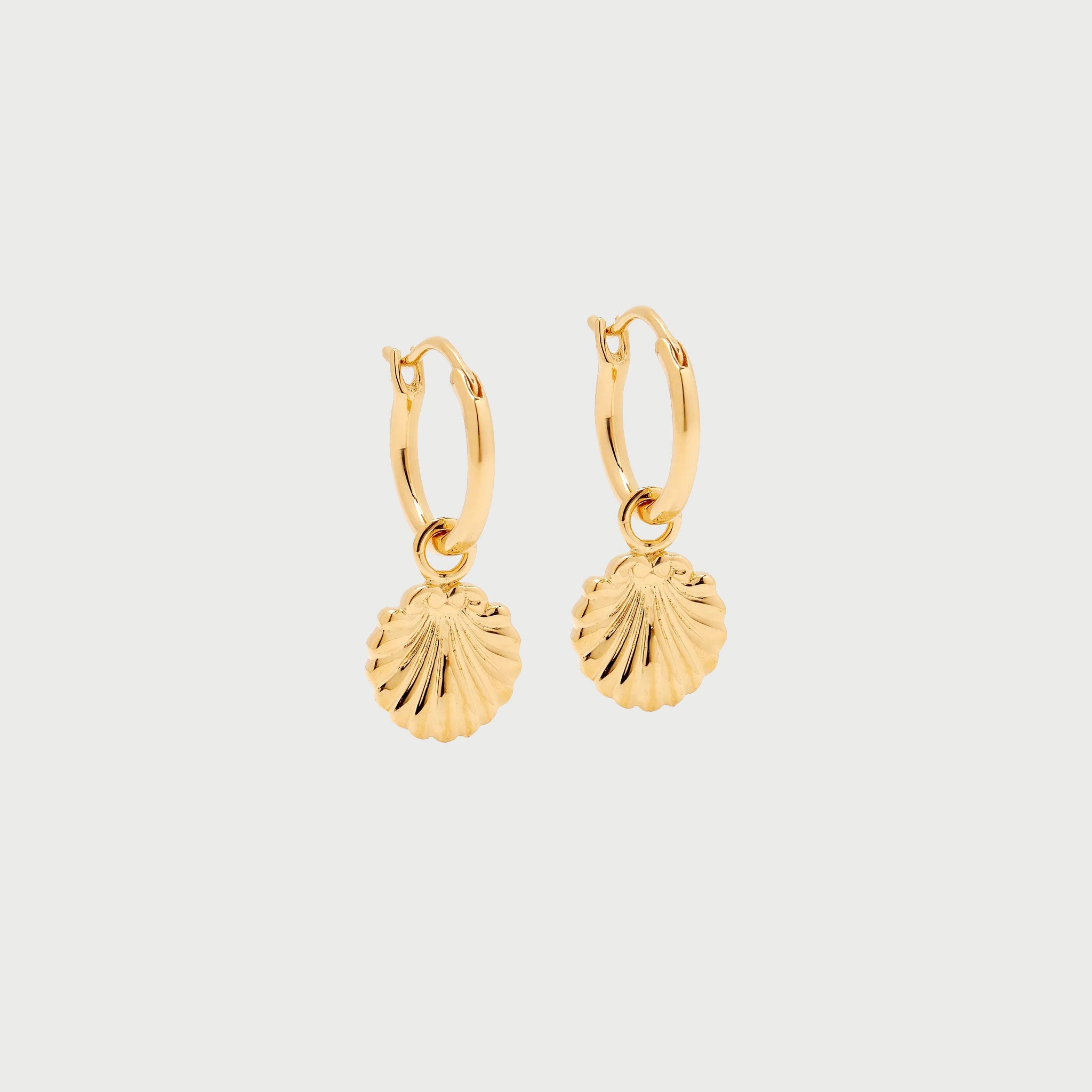 Concha Mini Charm Hoop Earrings in Gold