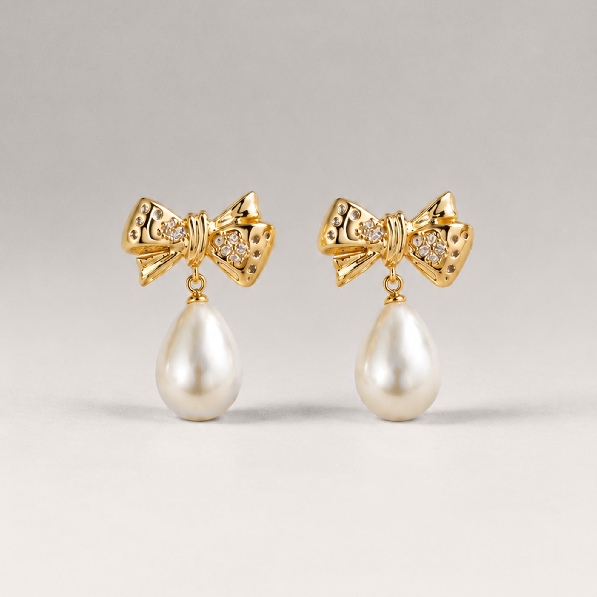 BOW PEARL EARRINGS DROP EARRINGS IN GOLD, CRYSTALS & PEARLS