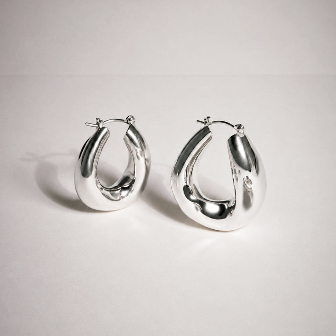 Falin Maxi Hoop Earrings in Silver