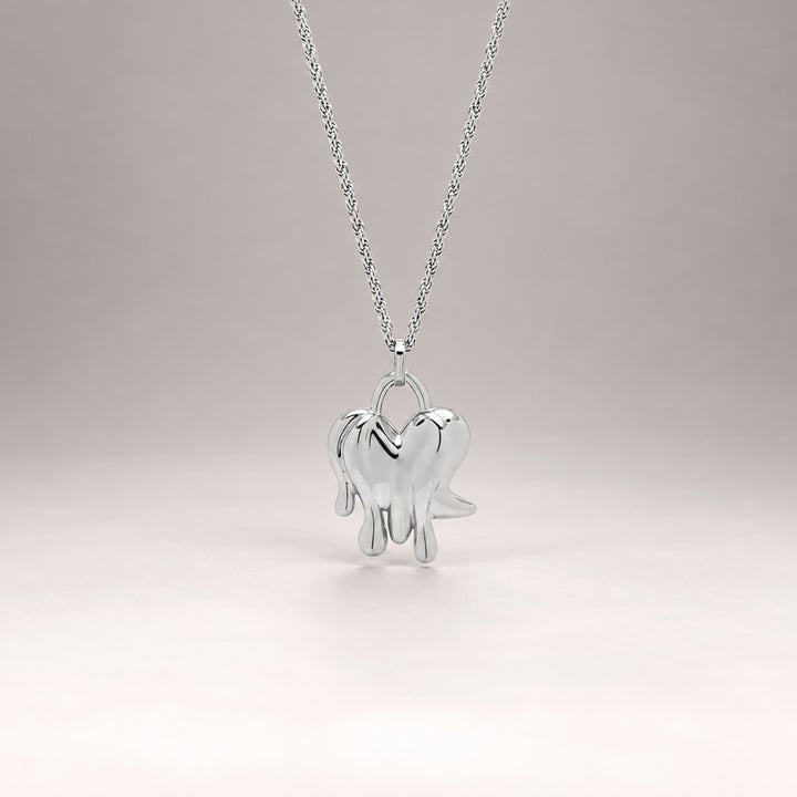 Loff Mini Pendant Rope Necklace in Silver