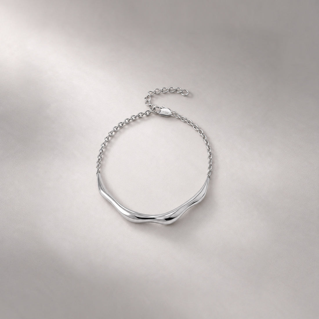Siren Wave Bracelet in Silver