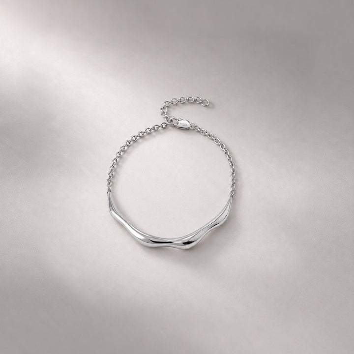 Siren Wave Bracelet in Silver