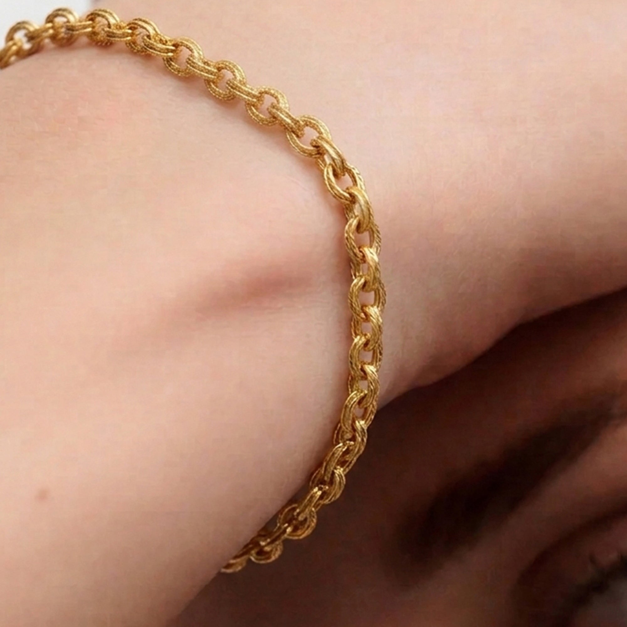 LINK BRACELET IN GOLD