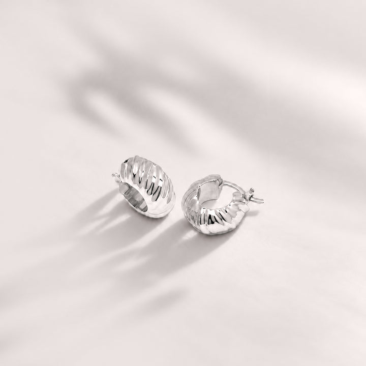 Kola Hoops in Silver