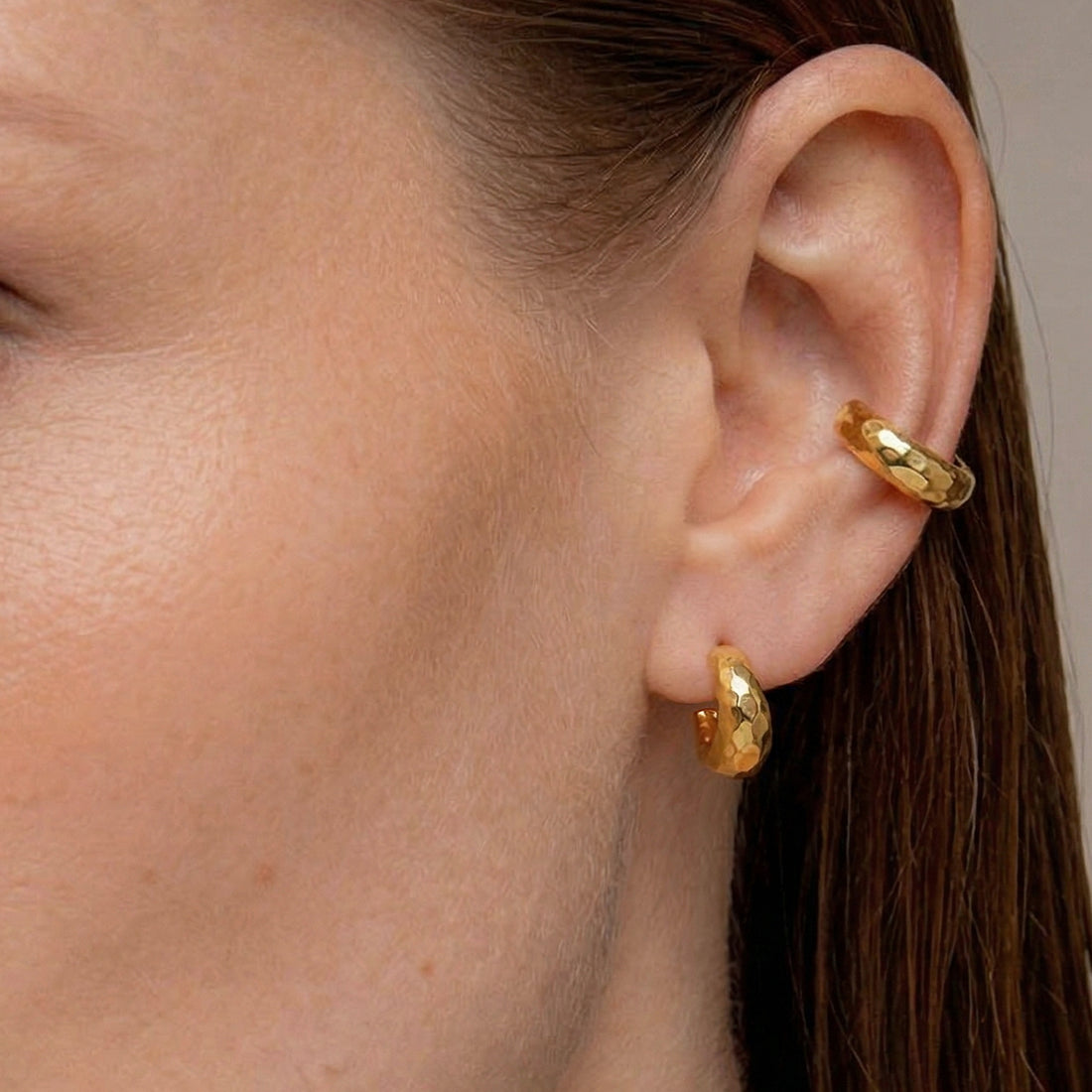 Aalto Mini Hammered Hoop Earrings in Gold