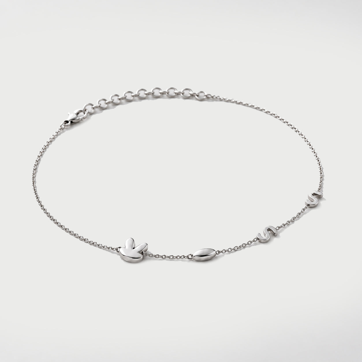 Kiss Necklace in Silver