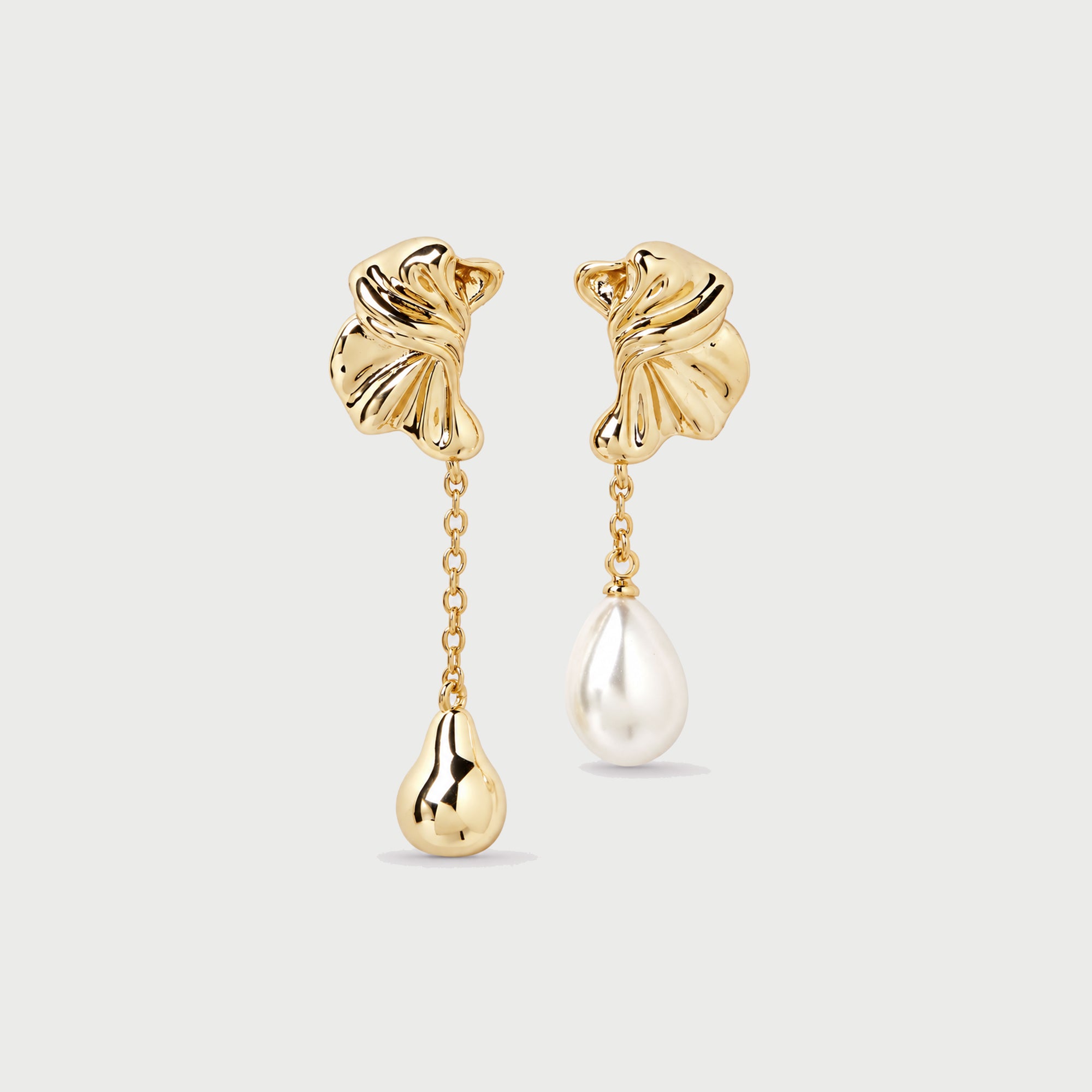 Falermo Mix & Match Drop Earrings In Gold & Pearl