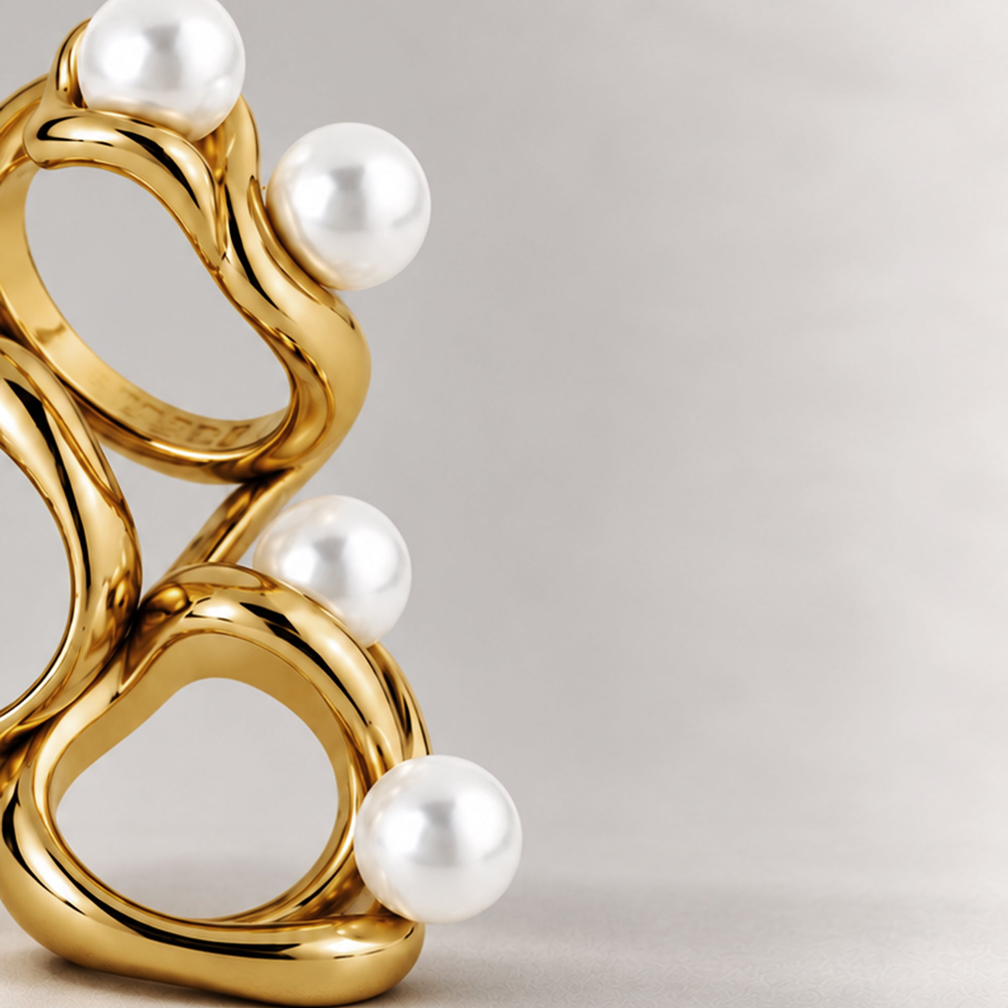 PEARL PALERMO RING IN GOLD