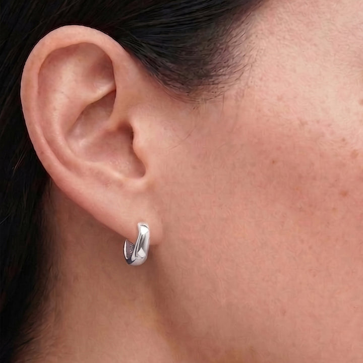 Pero Small Hoop Earrings in Silver