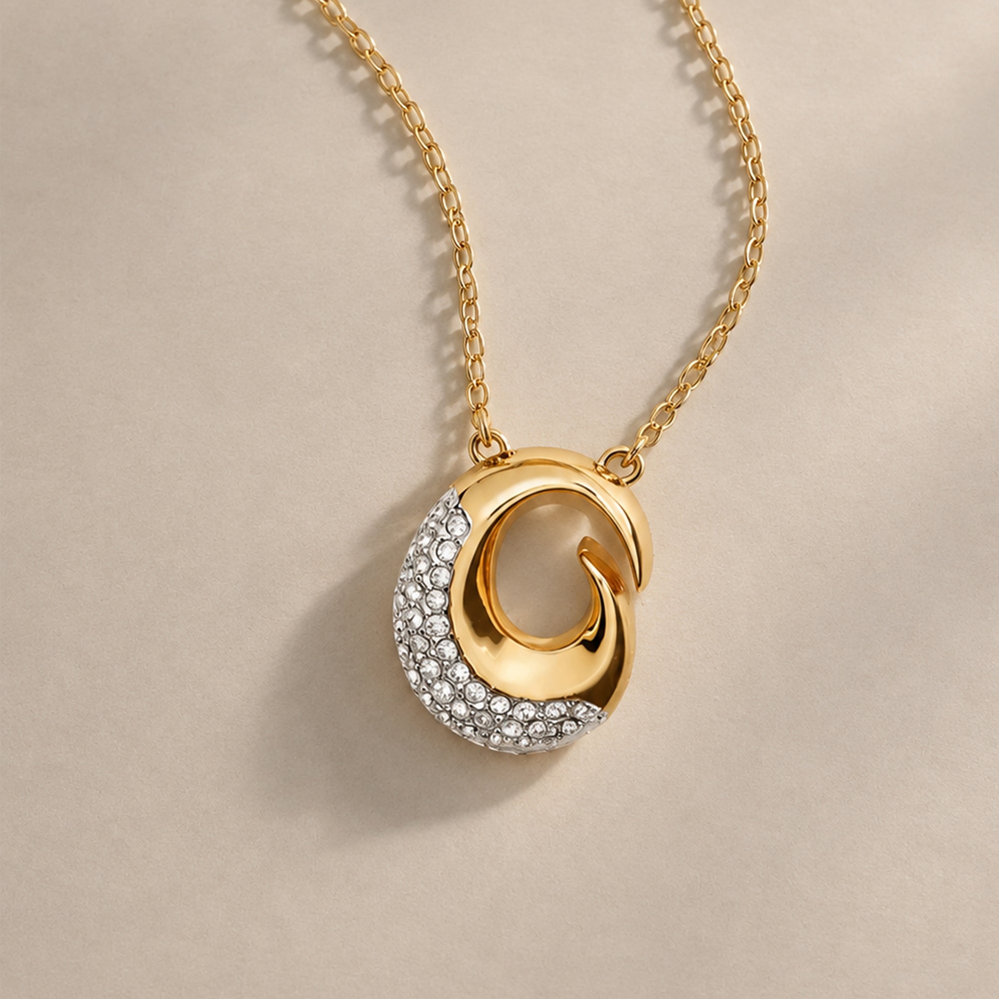 Insignia Pave Necklace in Gold