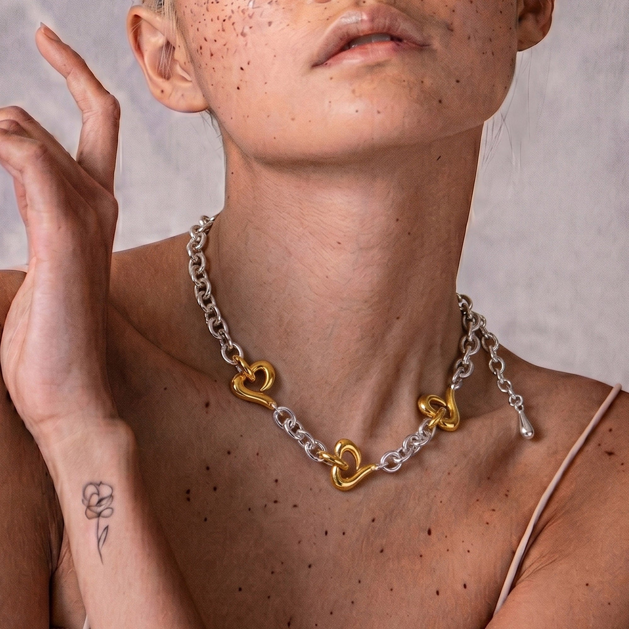 LOFF MIX METAL MAXI NECKALCE IN TWO TONE