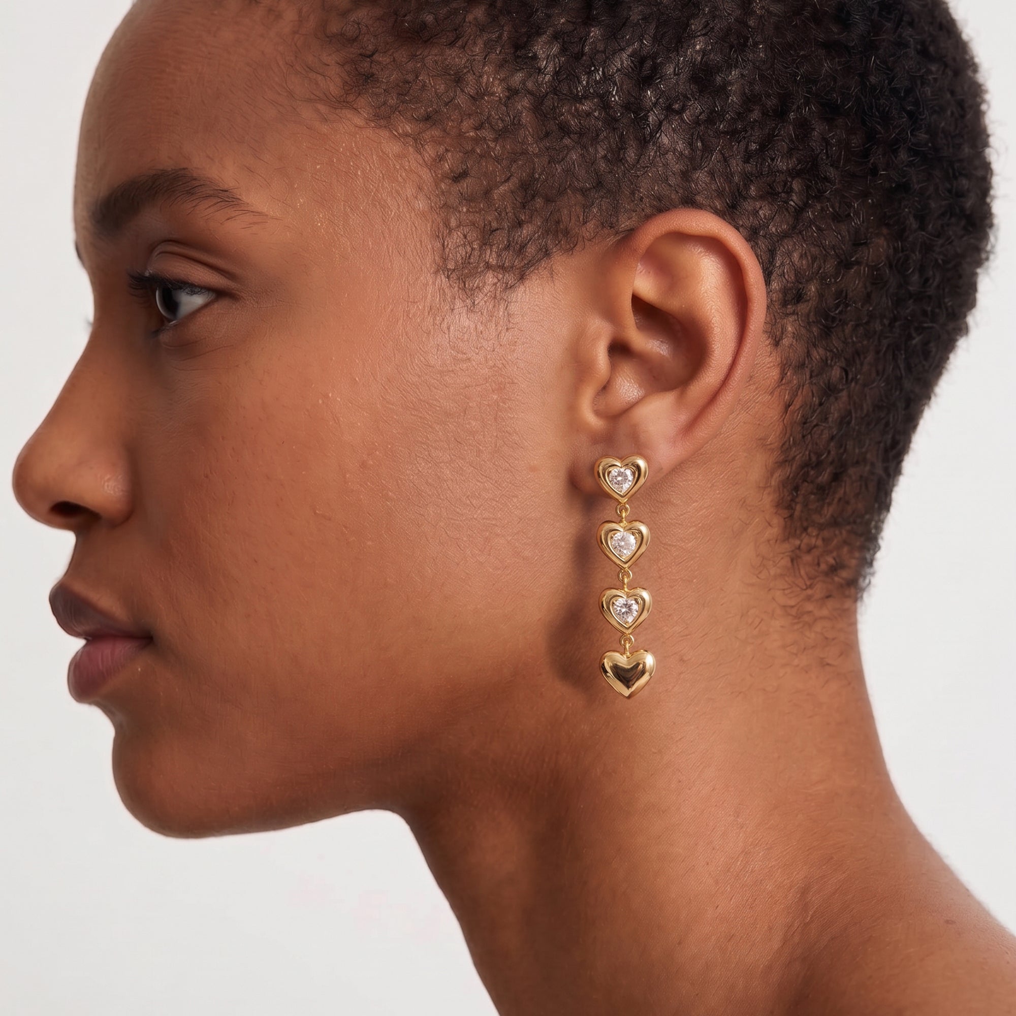 HEART DROP EARRINGS IN GOLD & CRYSTAL