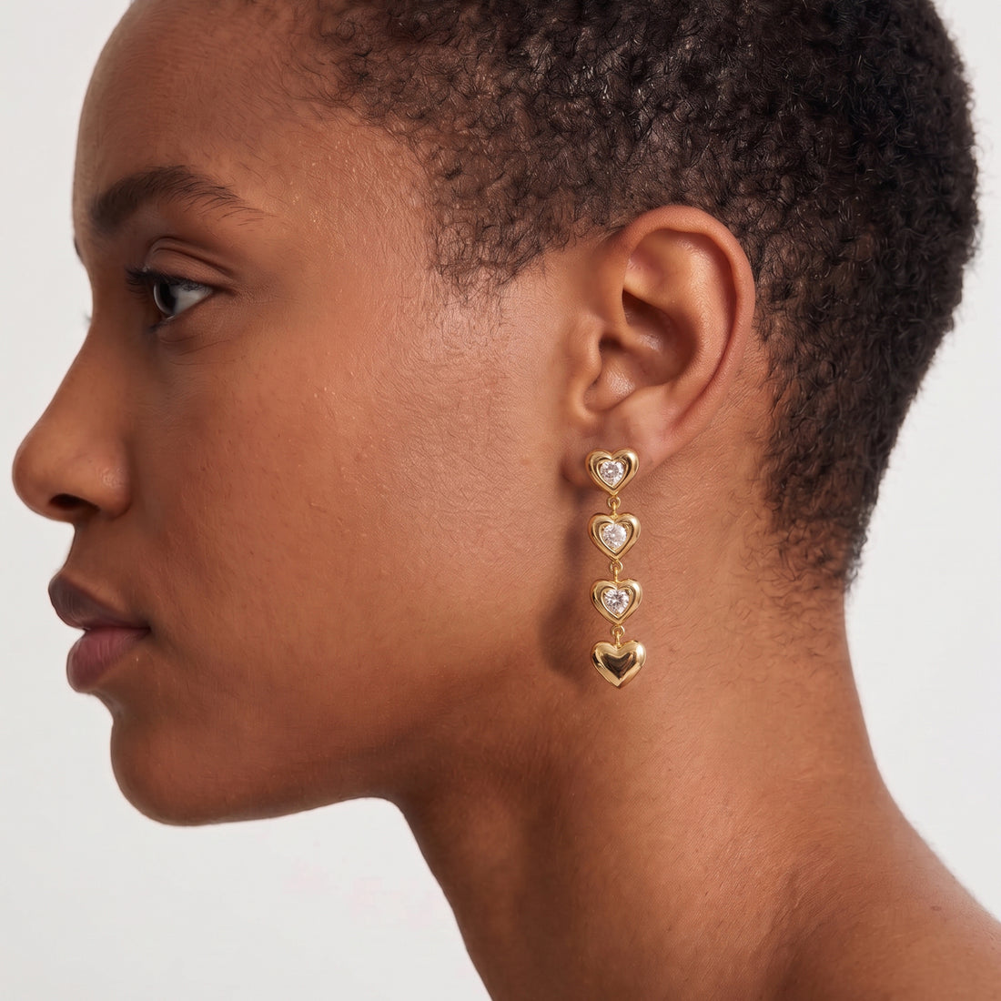 HEART DROP EARRINGS IN GOLD & CRYSTAL