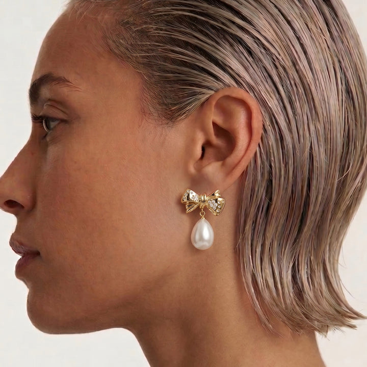 BOW PEARL EARRINGS DROP EARRINGS IN GOLD, CRYSTALS & PEARLS