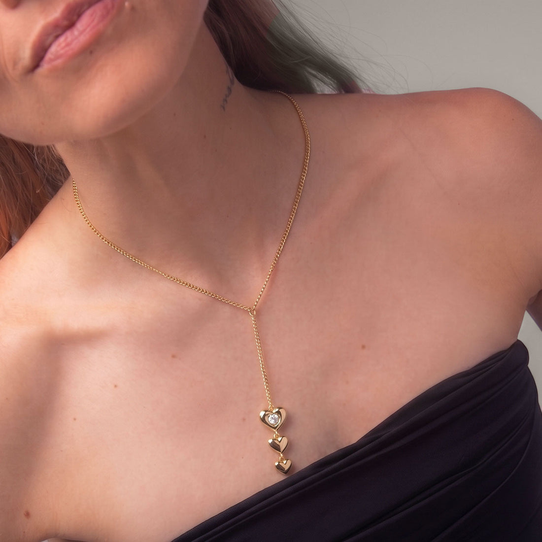 AFELLO LARIAT NECKLACE IN GOLD & CRYSTALS