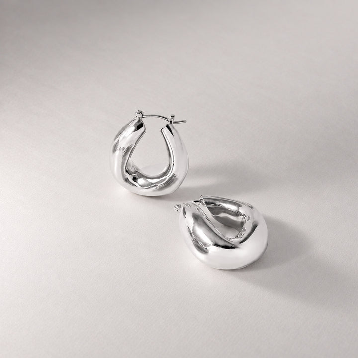 Falin Midi Chubby Hoop Earrings in Silver