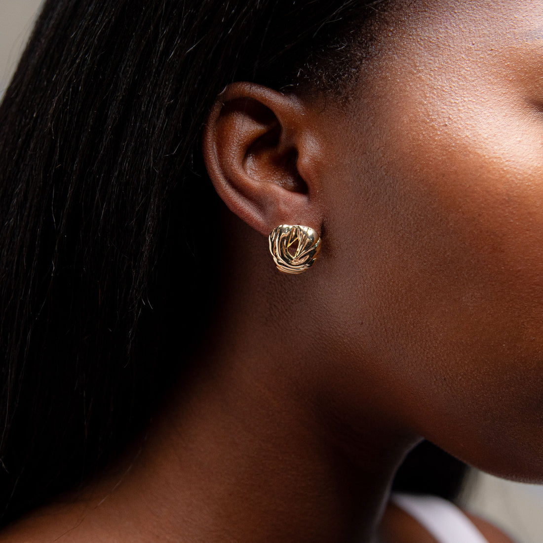 Marlo Midi Studs in Gold