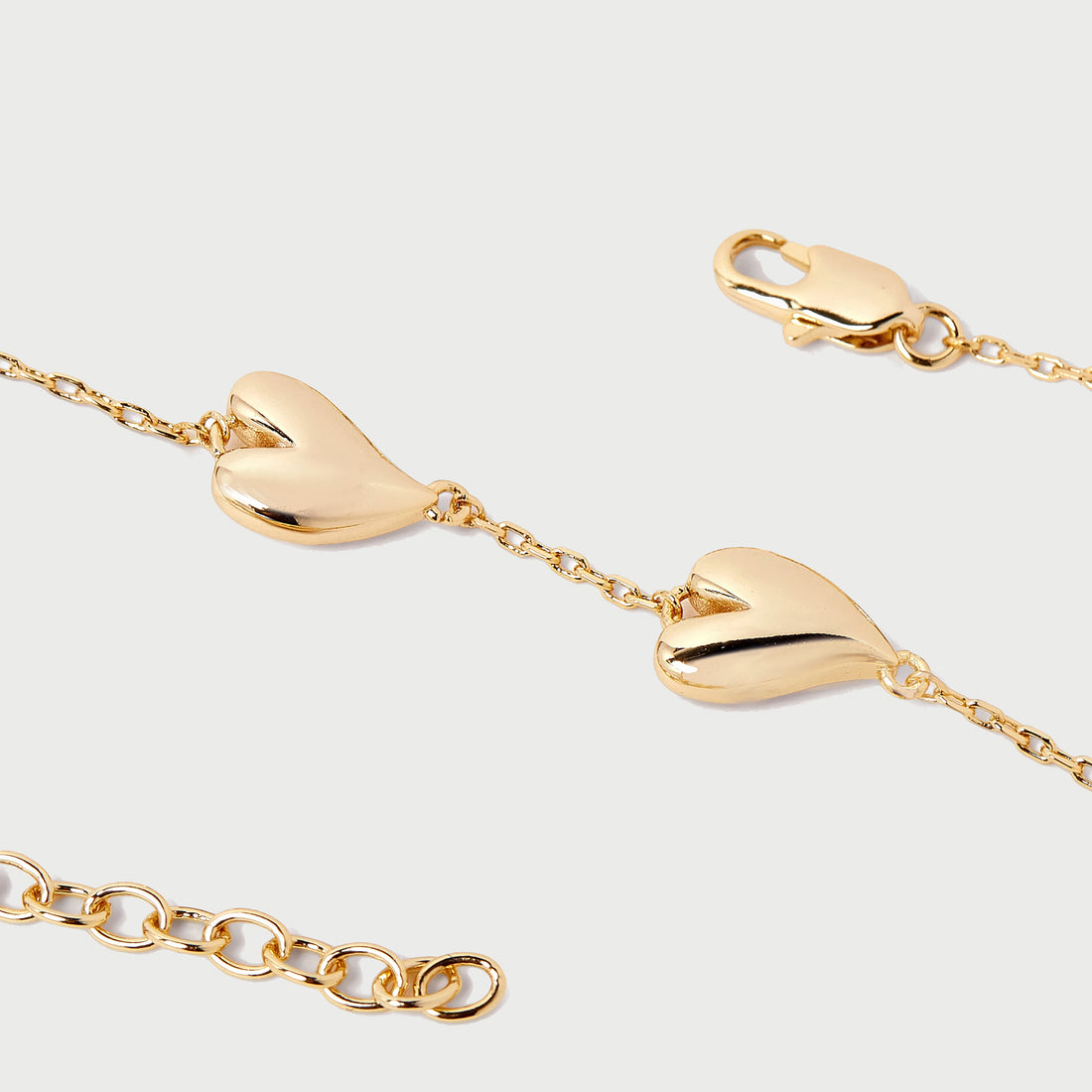 Love Heart Mini Chain Bracelet in Gold