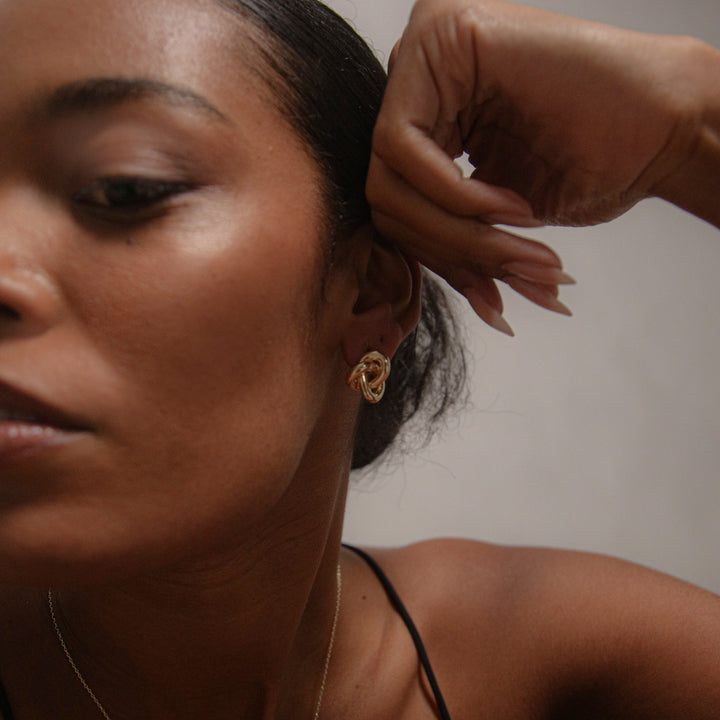 Seva Midi Face on Stud Earrings in Gold