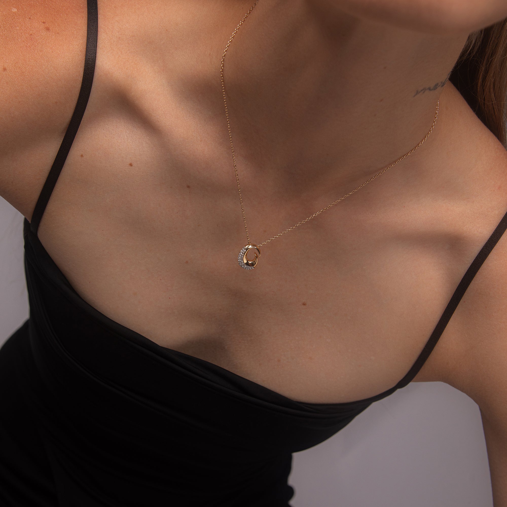 Insignia Pave Necklace in Gold
