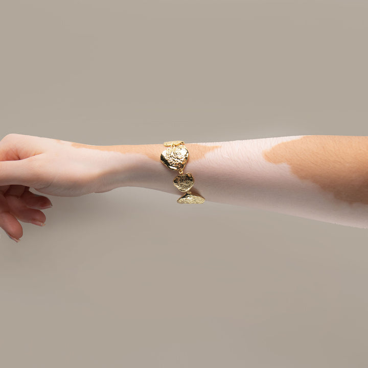 Oldeu Shell Maxi Bracelet in Gold