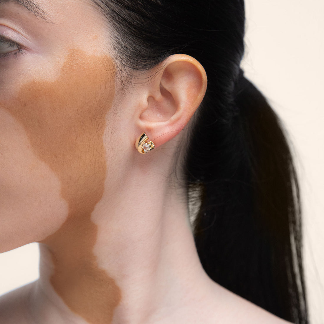 POTOSKA x YOJ Afar Crystal Stud Earrings in Gold