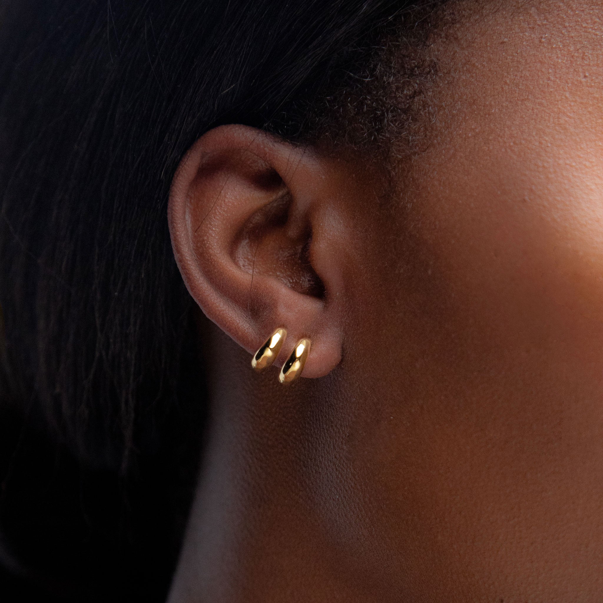 Aalto Mini Hammered Hoop Earrings in Gold