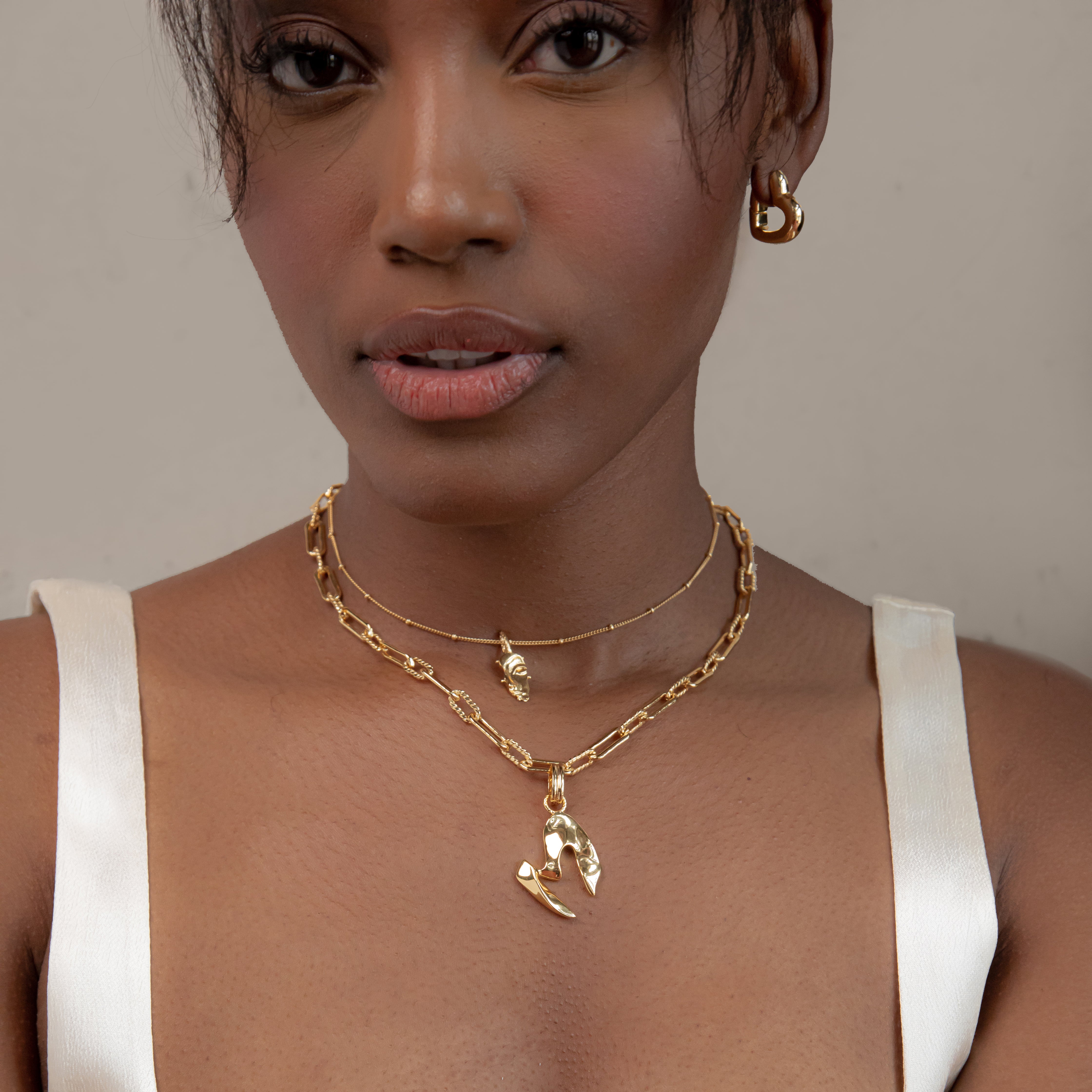 Visage Mini Pendant Choker Necklace in Gold