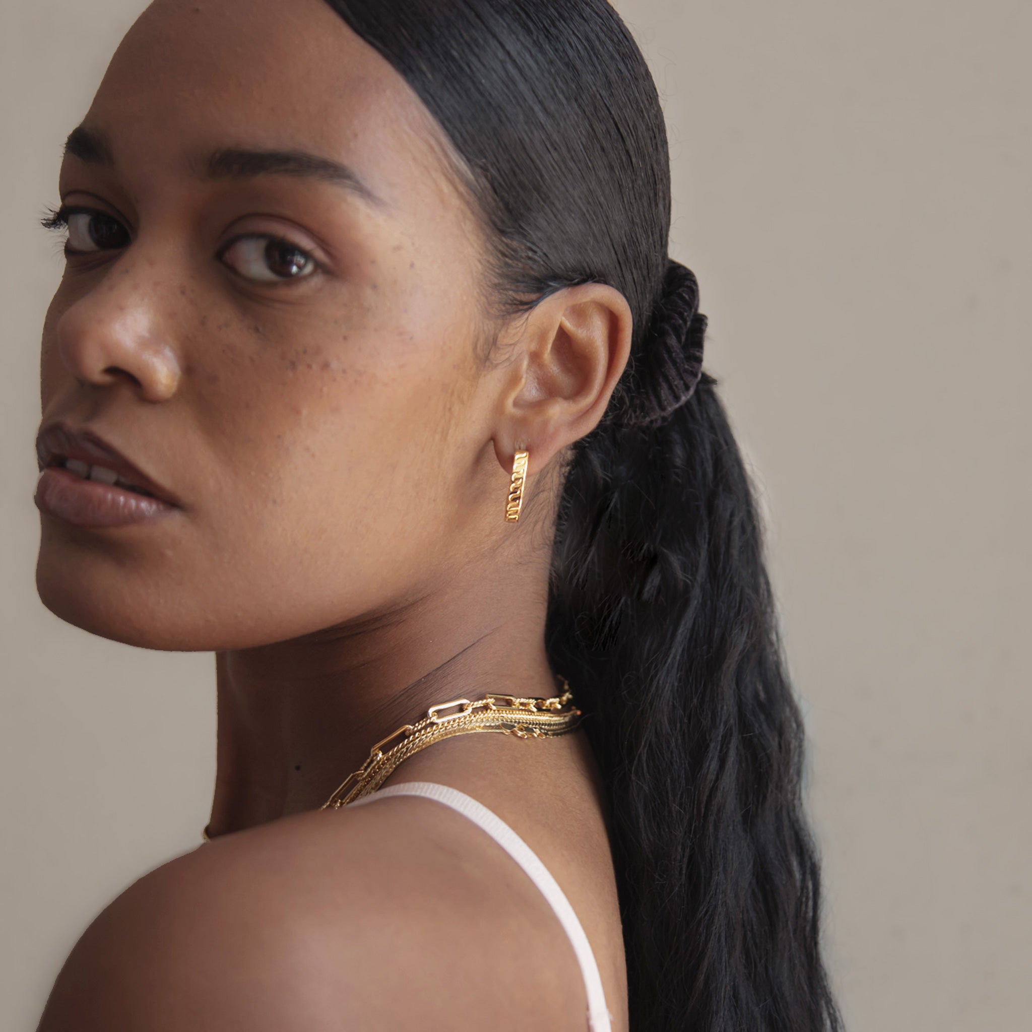 Rorun Middi Hoop Earrings in Gold