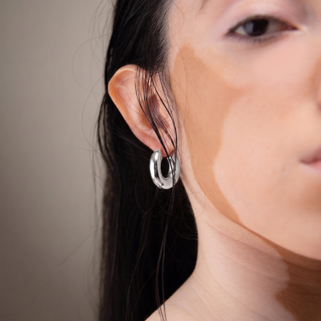 Sirso Maxi Chubby Hoop Earrings in Silver