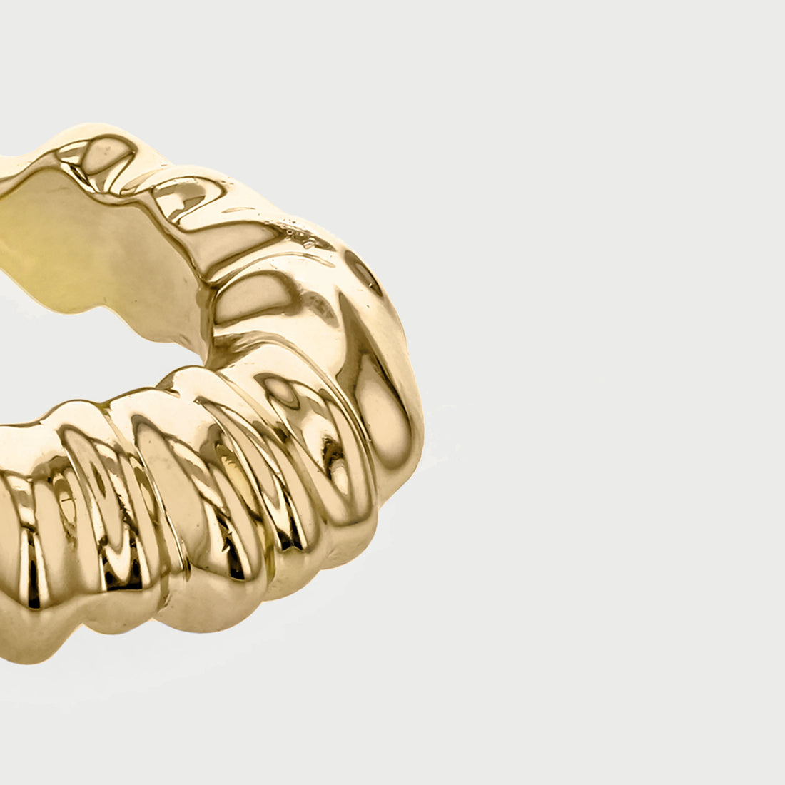 Iyun Skinny Ring in Gold