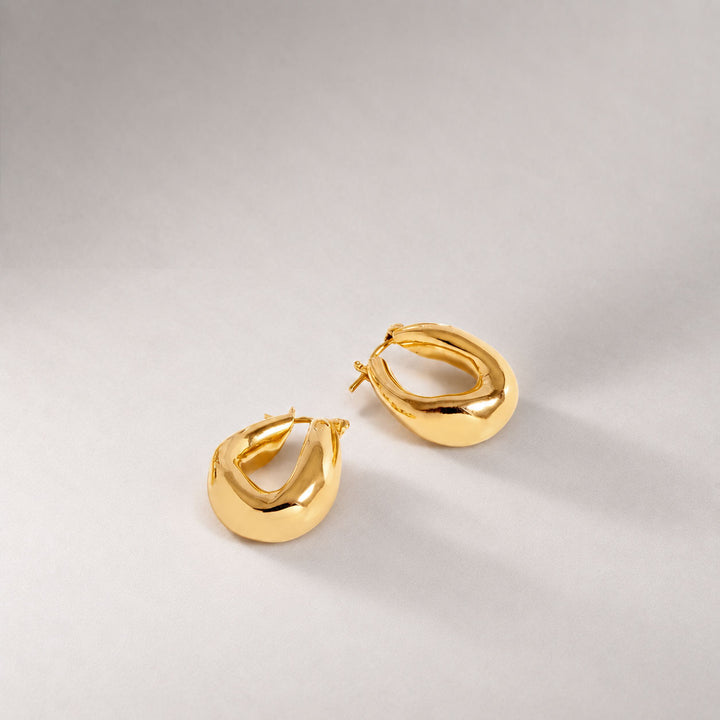 Falin Mini Chubby Hoop Earrings in Gold