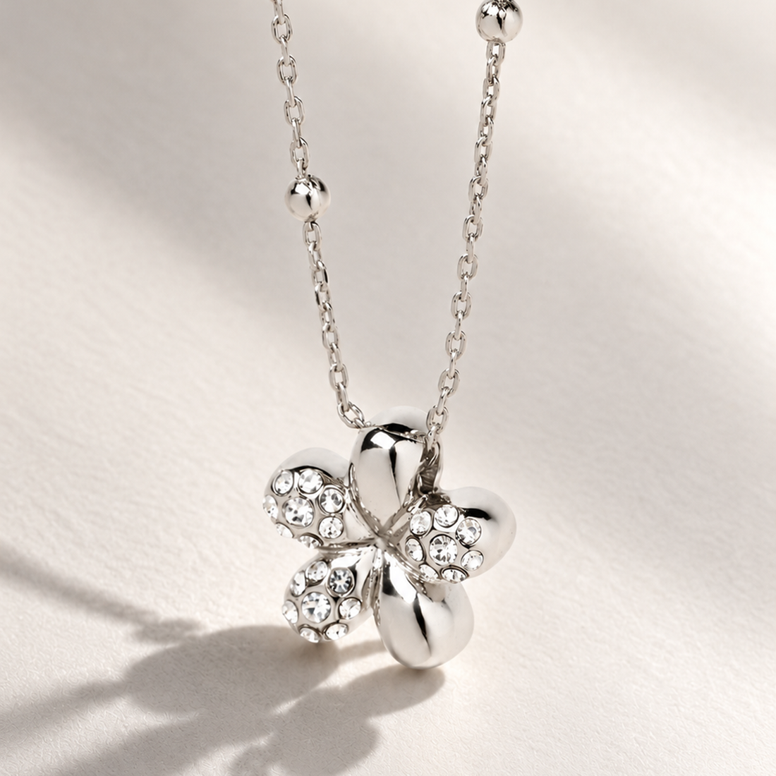 Malo Necklace in Silver