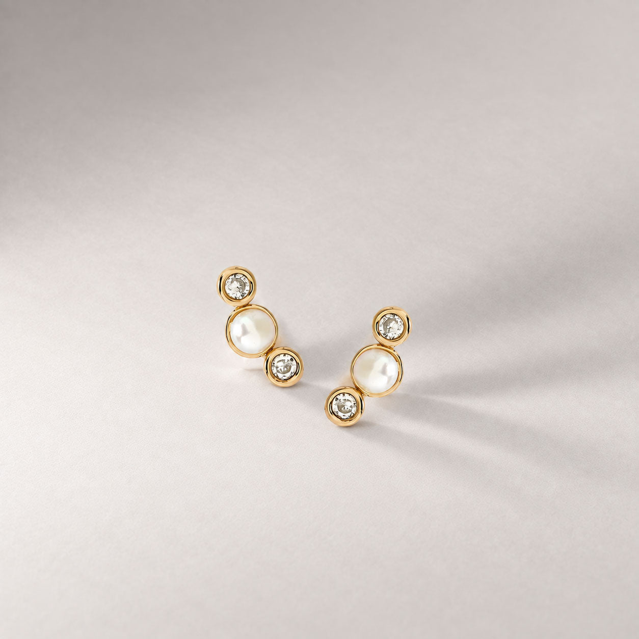 Malvo Mini Pearl Stud Earring in Gold