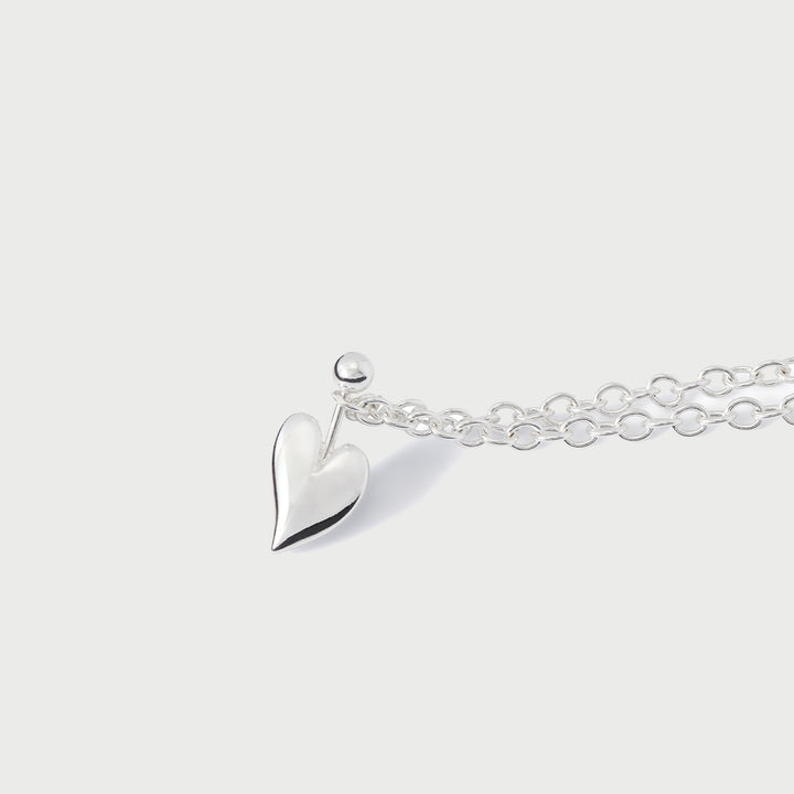 Loff Mini Heart Pin Choker in Silver