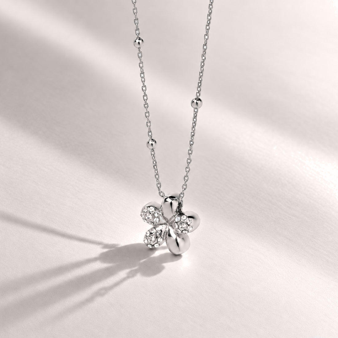 Malo Necklace in Silver