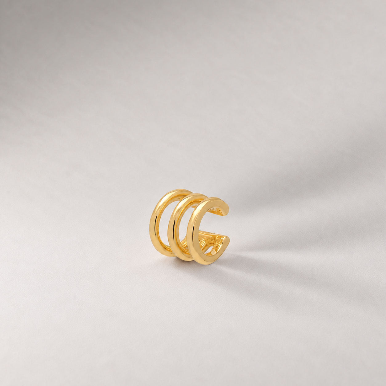 Single Mini Huggie in Gold