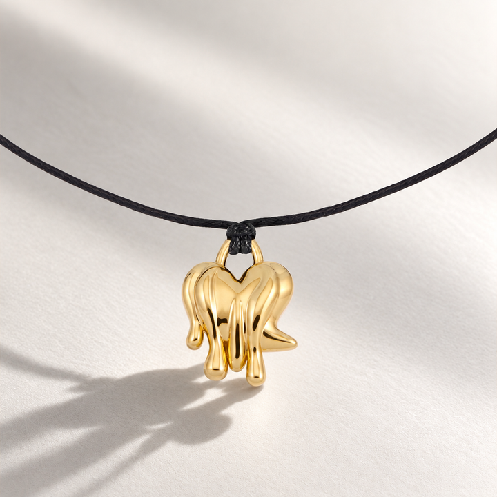 Loff Mini Cord Necklace in Gold and Black
