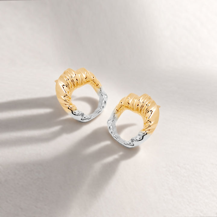 Iyun Face on Stud Earrings in Two Tone